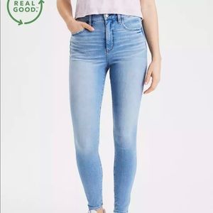 American Eagle The Dream Jean Super High-Wasited Jegging
